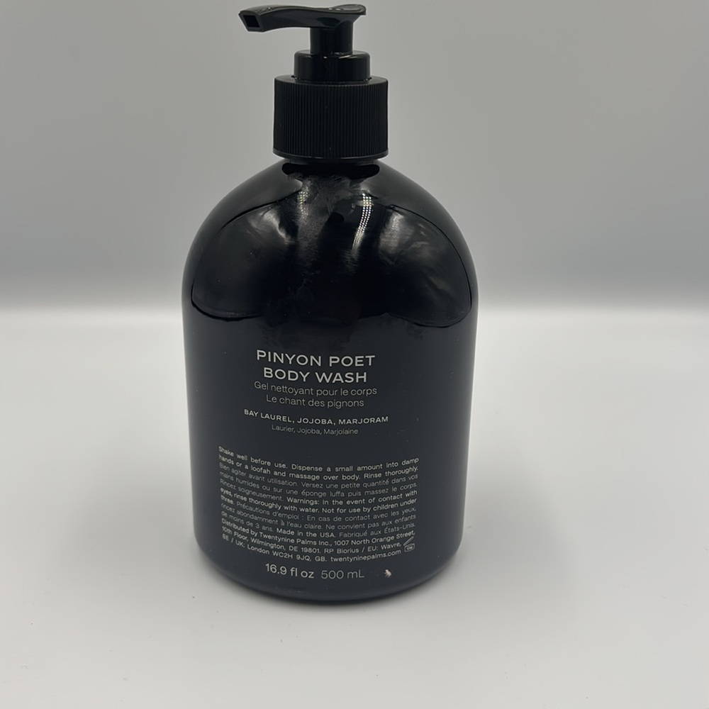 Twentynine Palms Pinyon Poet Body Wash - Black - Picture 4 of 6